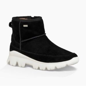 Ugg Palomar Waterproof Boot 8.5